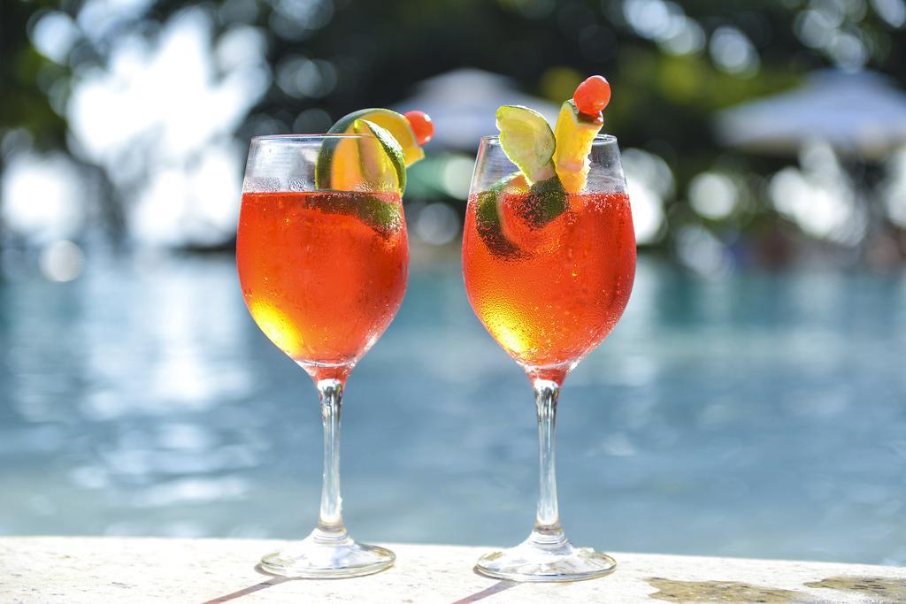 Iara Beach Hotel Boutique Salvador Bagian luar foto